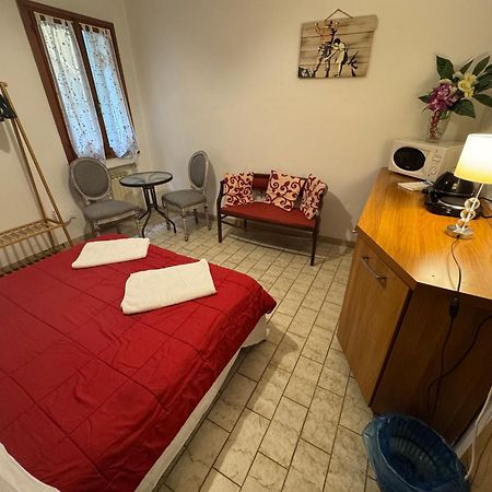 The Wolf House Hotell Venedig Exteriör bild