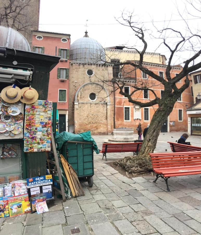 The Wolf House Hotell Venedig Exteriör bild