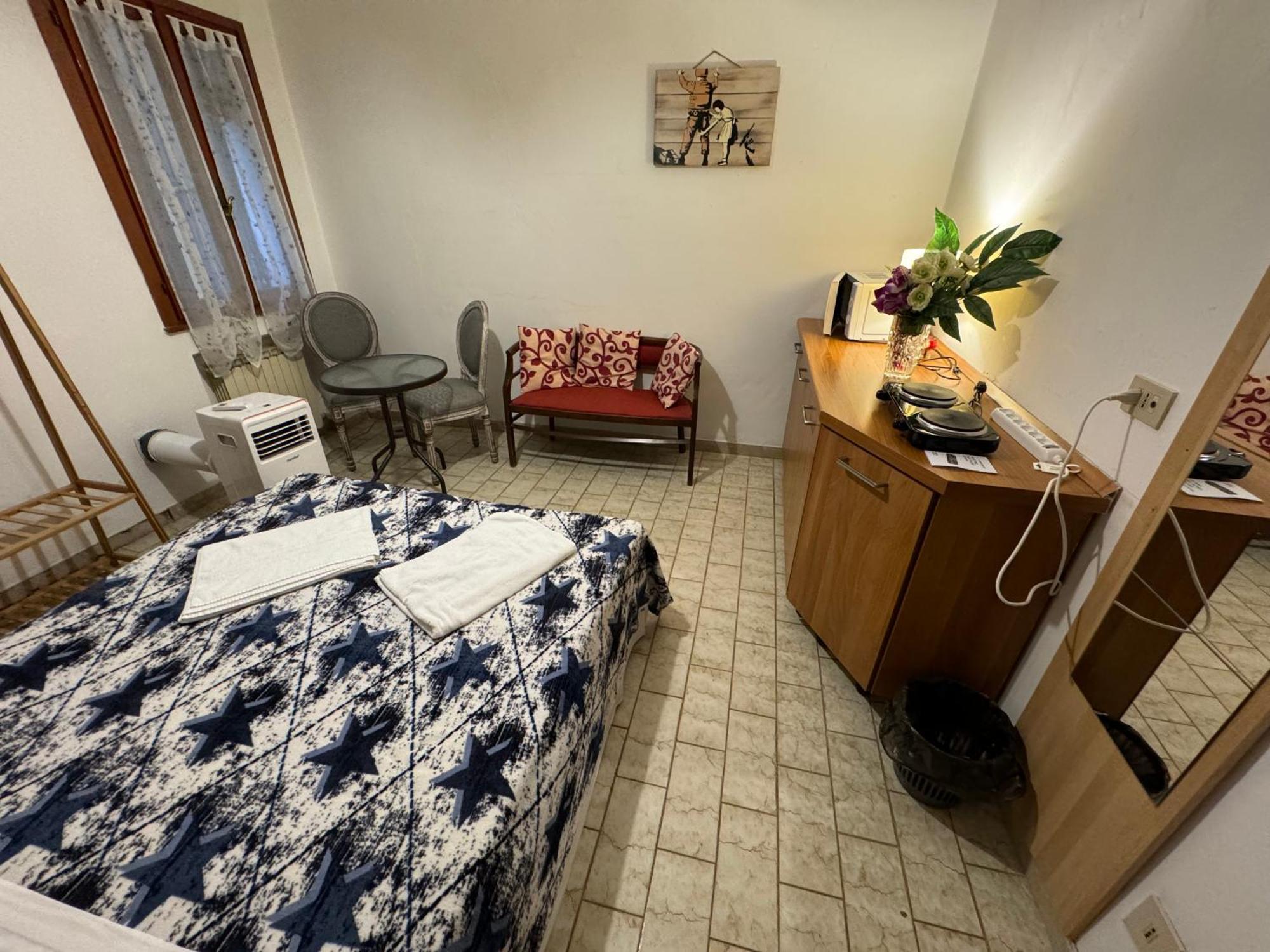 The Wolf House Hotell Venedig Exteriör bild